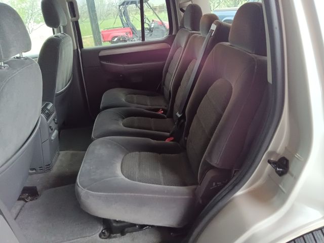 2003 EXPLORER XLT 4X4 (23).jpg